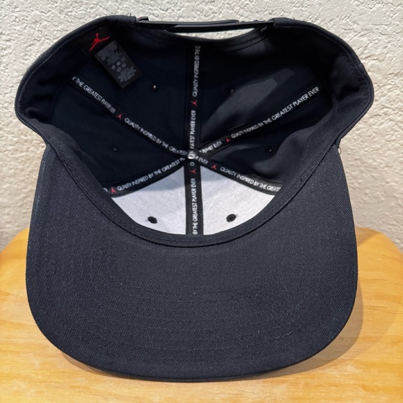 Air Jordan Jumpman Snapback Hat Black - Picture 4 of 4